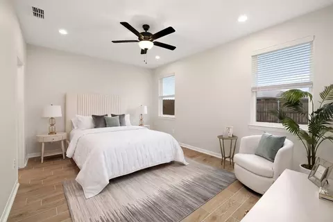 Bedroom - 119 Cabin St, Laredo, TX 78046 photo 1 of 9