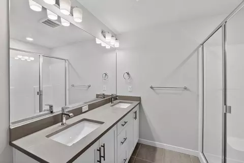 Bath - 3723 SW Knapp Dr, Gresham, OR 97080 photo 1 of 3