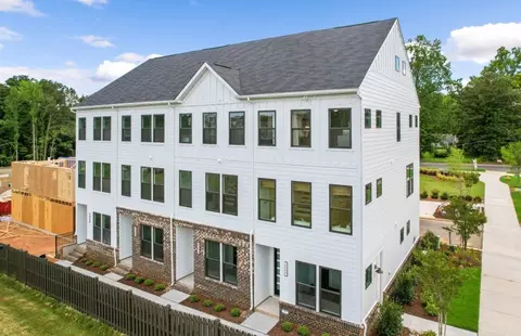 1009 Revival Row, Charlotte, NC 28208