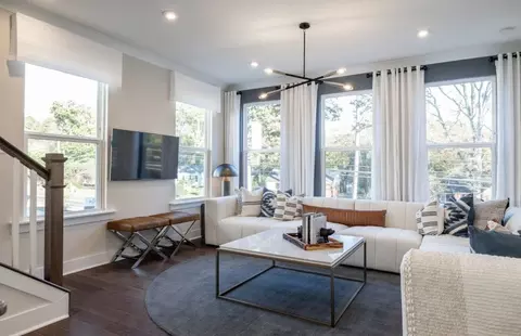 1009 Revival Row, Charlotte, NC 28208