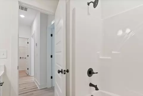 Entry Way - 1004 Crossing Ct E, Valley, AL 36854 photo 3 of 3