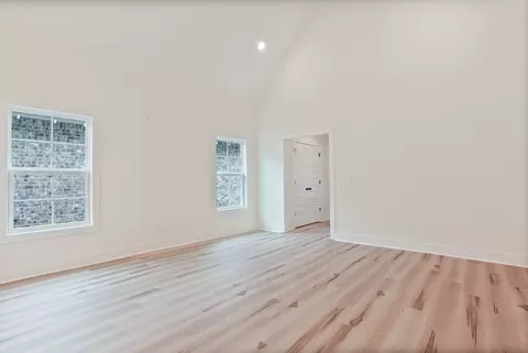 Living - 1004 Crossing Ct E, Valley, AL 36854 photo 3 of 3