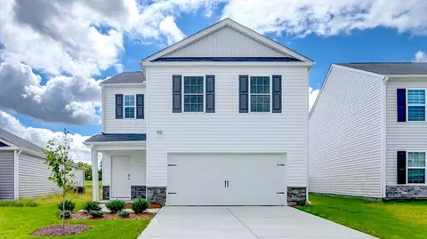 2116 Montalvan Dr, Greenville, NC 27834
