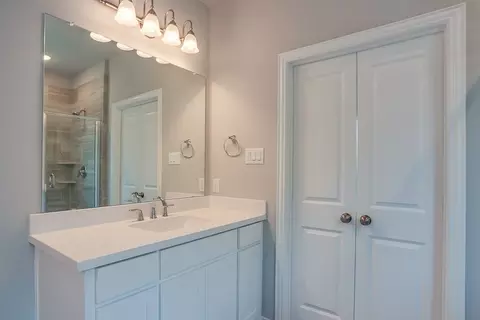 Bath - 11436 Wulstone Rd, Haslet, TX 76052 photo 3 of 10