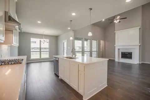 Kitchen - 11436 Wulstone Rd, Haslet, TX 76052 photo 6 of 10
