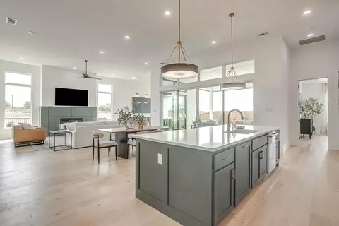 Kitchen - 101 Lantern Ridge Dr, Aledo, TX 76008 photo 8 of 11