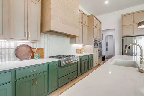 Kitchen - 101 Lantern Ridge Dr, Aledo, TX 76008 photo 11 of 11