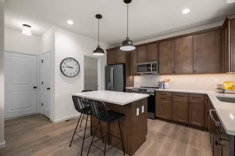 Kitchen - 6735 Raymond Ave, Pagedale, MO 63133 photo 3 of 18