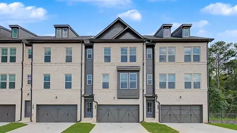 3006 Daybreak Ln, Newnan, GA 30265