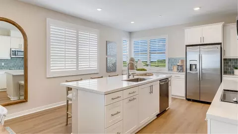 Kitchen - 2542 E Hyde Paseo, Ontario, CA 91762 photo 4 of 7