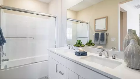 Bath - 2542 E Hyde Paseo, Ontario, CA 91762 photo 1 of 6