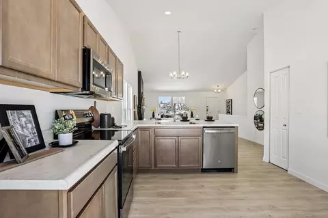 Kitchen - 2160 Central Park Dr, Troy, MO 63379 photo 4 of 6