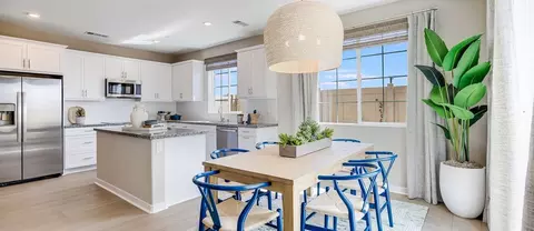 Dining - 1701 Lightning St, Rialto, CA 92376 photo 1 of 3