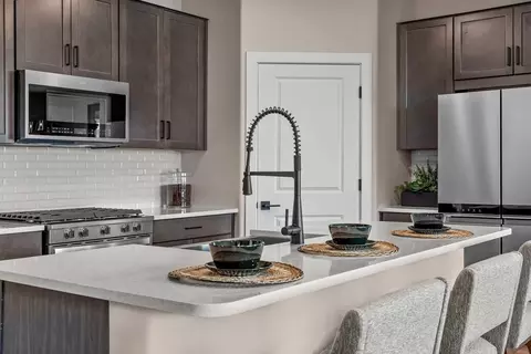 Kitchen - 12093 E Chavez Dr, Vail, AZ 85641 photo 2 of 3