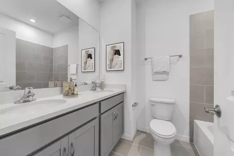 Bath - 1719 Columbus Path, Saint Cloud, FL 34771 photo 2 of 5