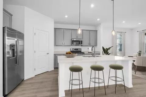 Kitchen - 1719 Columbus Path, Saint Cloud, FL 34771 photo 2 of 3