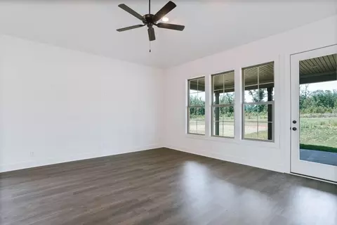 1004 Crossing Ct E, Valley, AL 36854 photo 20