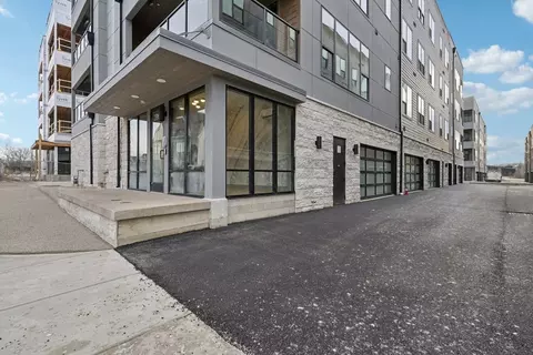 2867 Kobuk Dr UNIT 402, Columbus, OH 43228