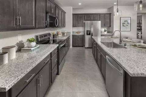Kitchen - 277 Charred Oak Way, Manteca, CA 95337 photo 4 of 4