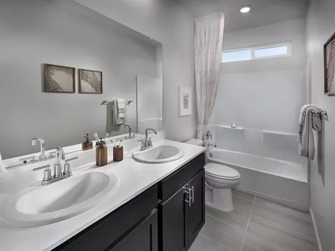 Bath - 277 Charred Oak Way, Manteca, CA 95337 photo 1 of 4