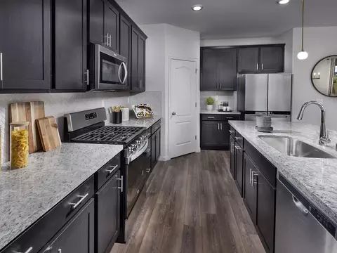 Kitchen - 277 Charred Oak Way, Manteca, CA 95337 photo 2 of 4
