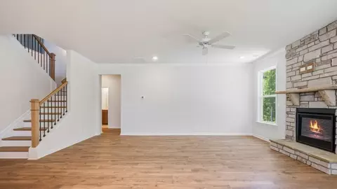 Living - 1779 Goodwin Dr, Hampton, GA 30228 photo 2 of 8