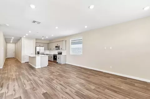 Living - 23664 N 178th Ln, Surprise, AZ 85387 photo 1 of 10