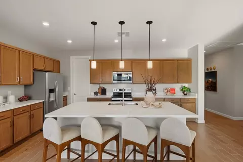 Kitchen - 23664 N 178th Ln, Surprise, AZ 85387 photo 15 of 23