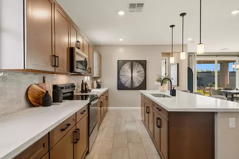 Kitchen - 23664 N 178th Ln, Surprise, AZ 85387 photo 18 of 23