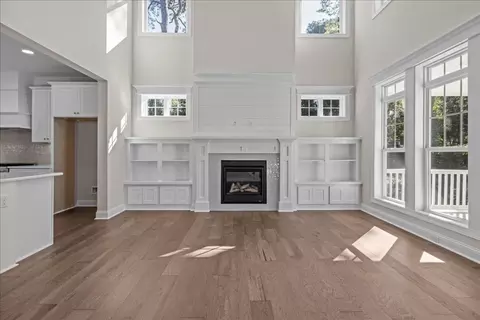 Living - 2245 Wake Forest St, Virginia Beach, VA 23451 photo 5 of 9