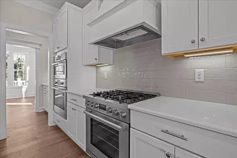 Kitchen - 2245 Wake Forest St, Virginia Beach, VA 23451 photo 4 of 7