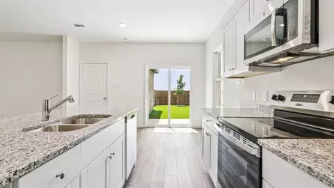 Kitchen - 504 Mcfadin Way, Taylor, TX 76574 photo 2 of 3