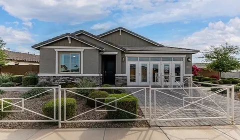 40435 W Rio Grande Dr, Maricopa, AZ 85138