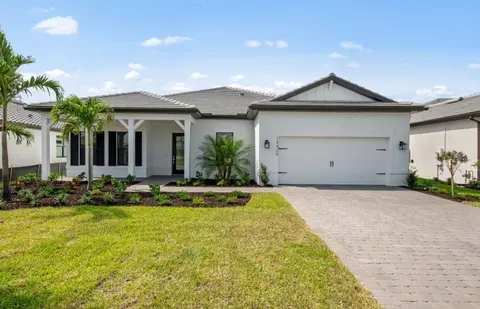 17536 Winding Oak Ln, North Fort Myers, FL 33917