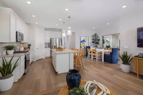 22561 W Mohawk Ln, Surprise, AZ 85387 photo 5