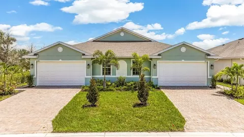 18124 Lagoon Reach Ln, North Fort Myers, FL 33917