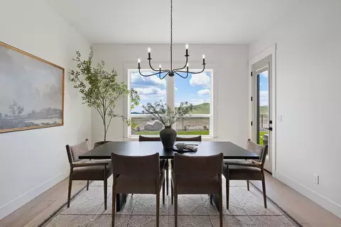 Dining - 7039 W Tolland St, Eagle, ID 83616 photo 1 of 1
