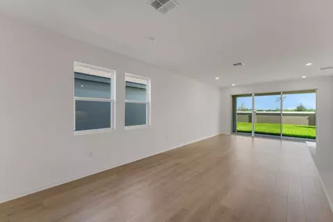 Living - 8120 Sunny Point Trl, Parrish, FL 34219 photo 6 of 8