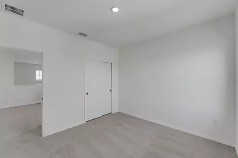 Bedroom - 8120 Sunny Point Trl, Parrish, FL 34219 photo 5 of 13