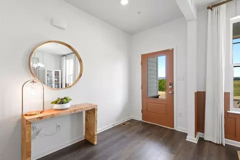 Entry Way - 813 Foundry St, Frederick, MD 21701 photo 1 of 3