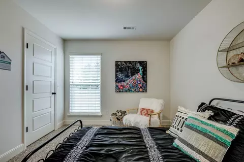 Bedroom - Vaughn Road, Centerton, AR 72719 photo 4 of 7