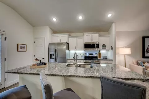 Kitchen - Vaughn Road, Centerton, AR 72719 photo 3 of 6