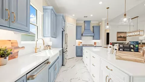 Kitchen - 19676 Sanctuary Breeze Way, Estero, FL 33928 photo 2 of 5