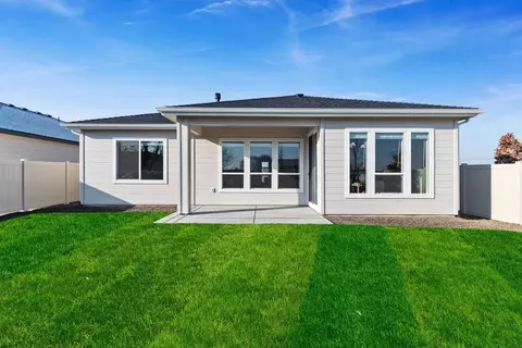 Exterior - 3221 Helios St, Caldwell, ID 83607 photo 3 of 3