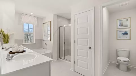 Bath - 511 Alder Lane Ct, Griffin, GA 30223 photo 6 of 9