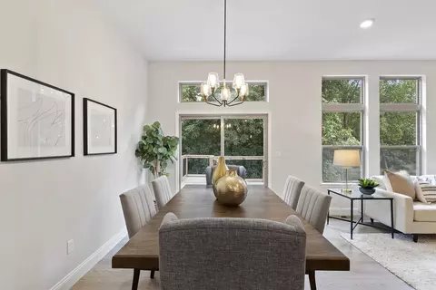 Dining - Everglades Dr, Ashland, MO 65010 photo 1 of 3