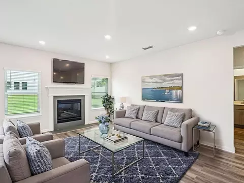 7796 Richmond Trl, Fairburn, GA 30213