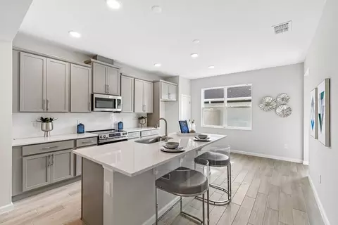 Kitchen - 5328 Teirgarten St, Saint Cloud, FL 34771 photo 2 of 3