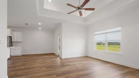 Living - 143 Gray Owl Dr E, Freeport, FL 32439 photo 3 of 3