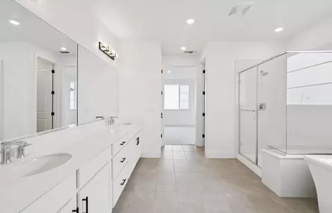 Entry Way - 17184 Coral Tree Ln, Lathrop, CA 95330 photo 2 of 3